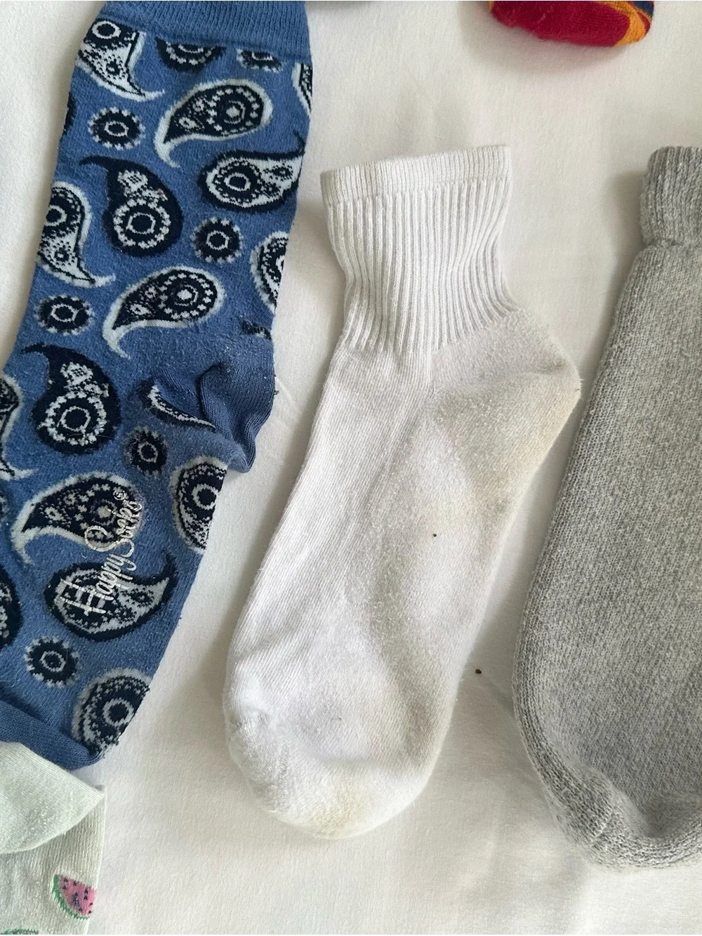 Assorted Women’s Low-Cut Ankle Socks – Mismatched Lot of 20 Colorful, Athletic